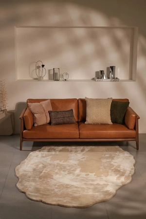 How Saara Rugs Stand Out: The Unique Charm of Indian Handcrafted Rugs