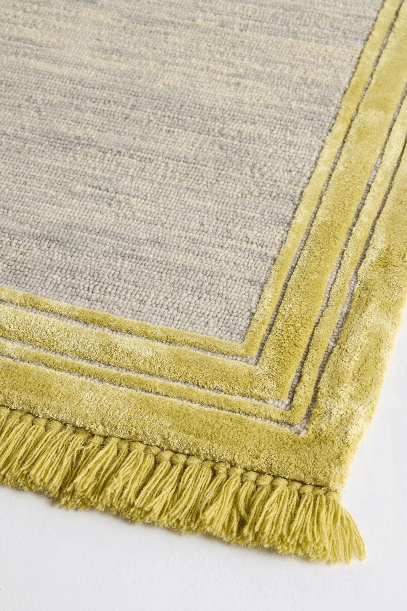 Sunbeam Tassel Rug