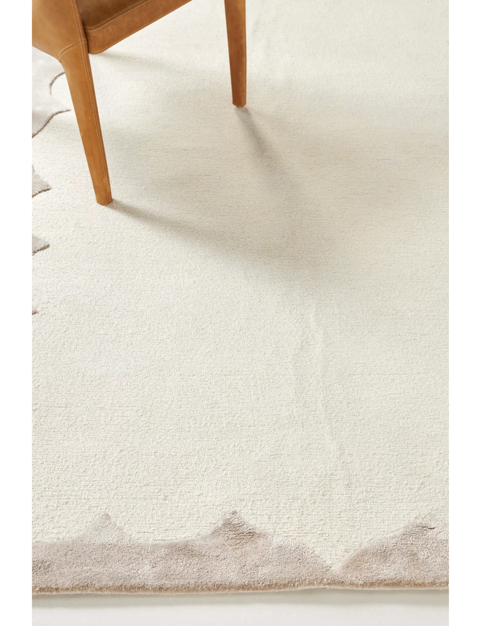 Scallop Border Viscose Wool Rug