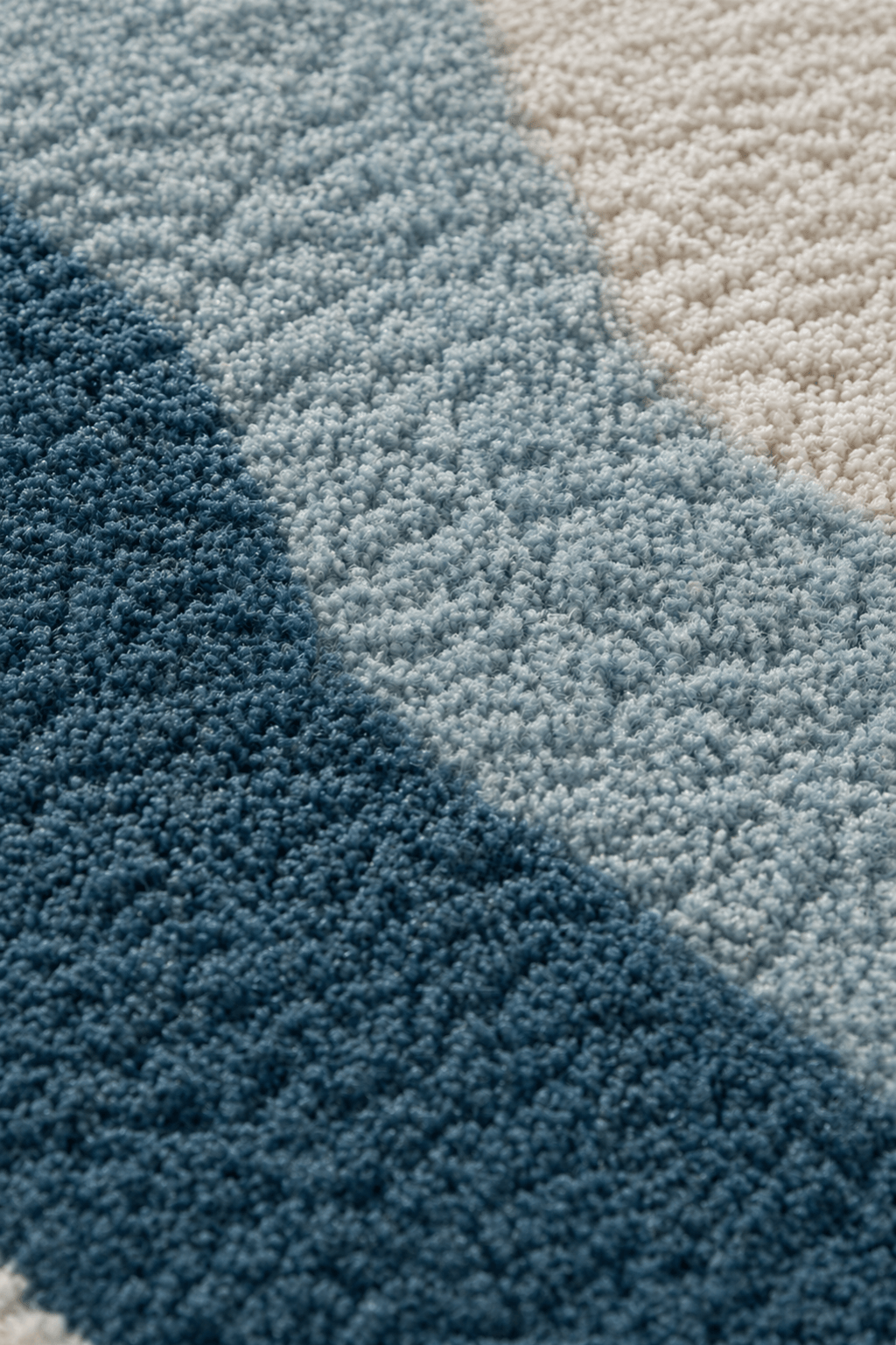Glimmer white/light tufted Rug