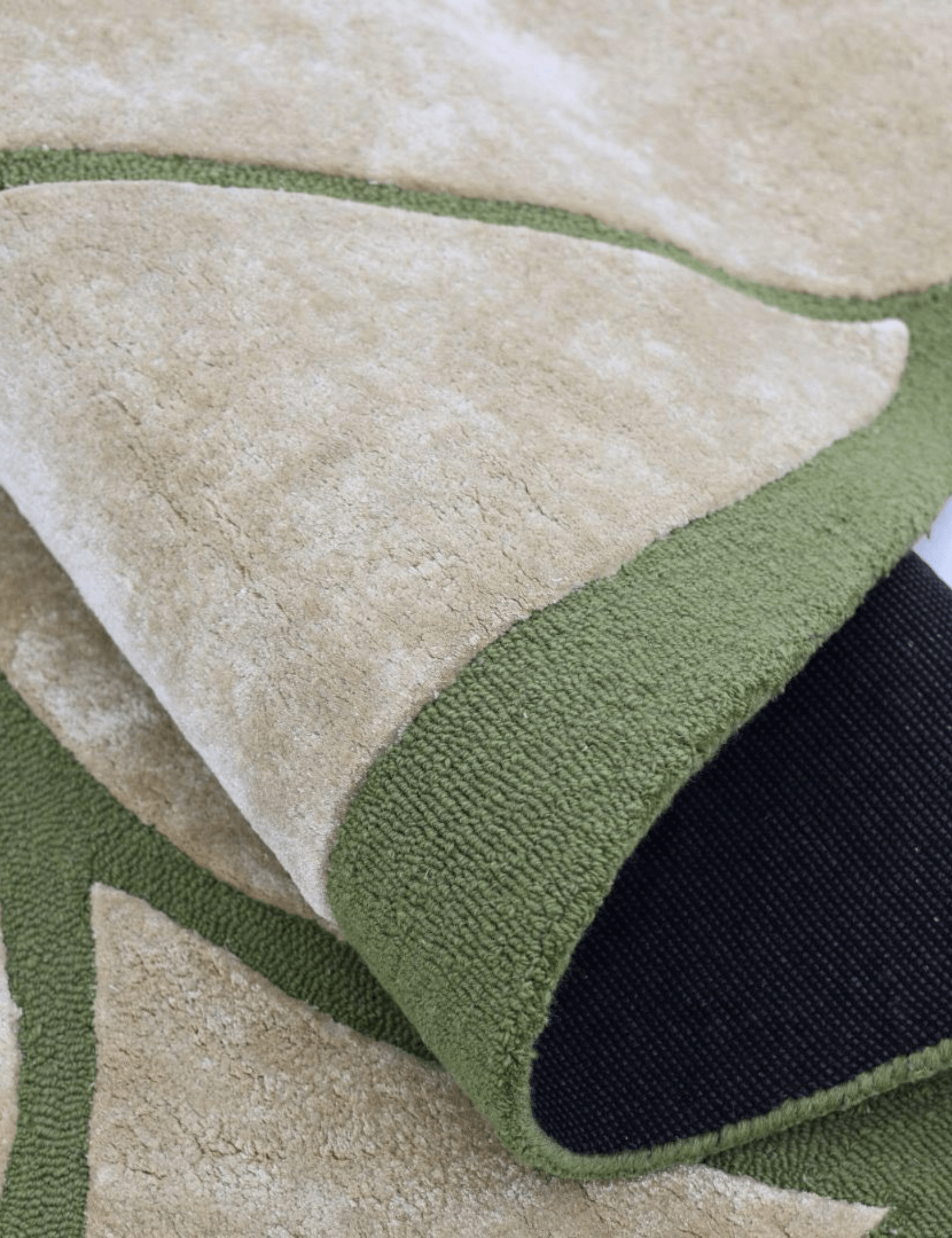 ColorFusion Handmade Shaped Rug