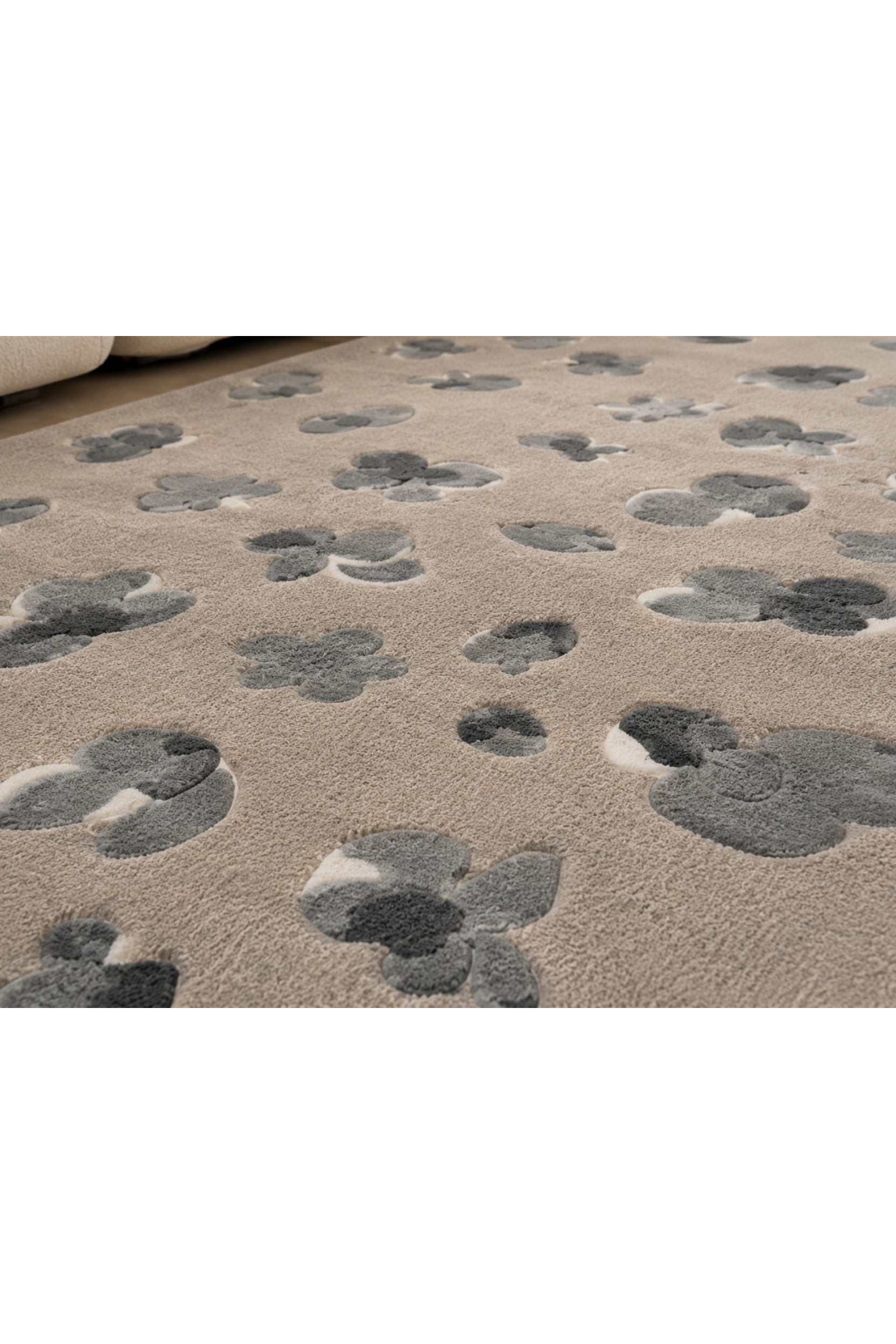 Flutter Veil Rug