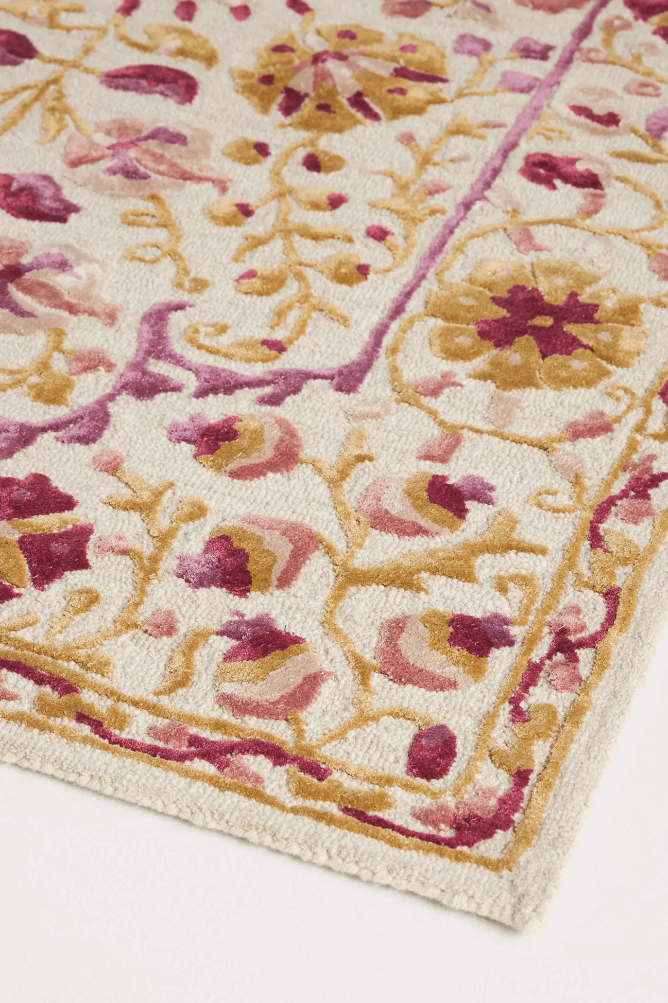 Saara Bloom Rug