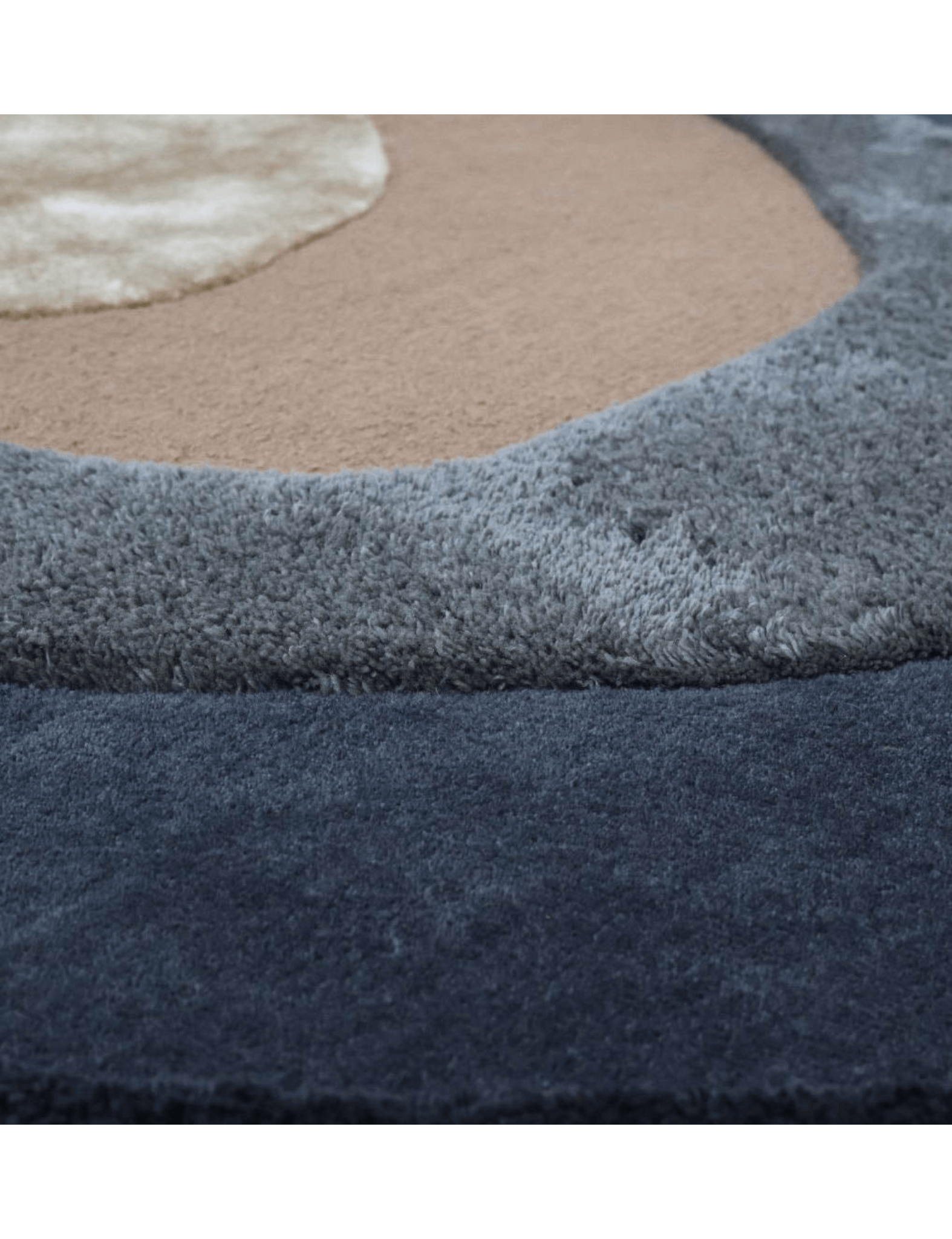 Radiance Oval Handmade Rug