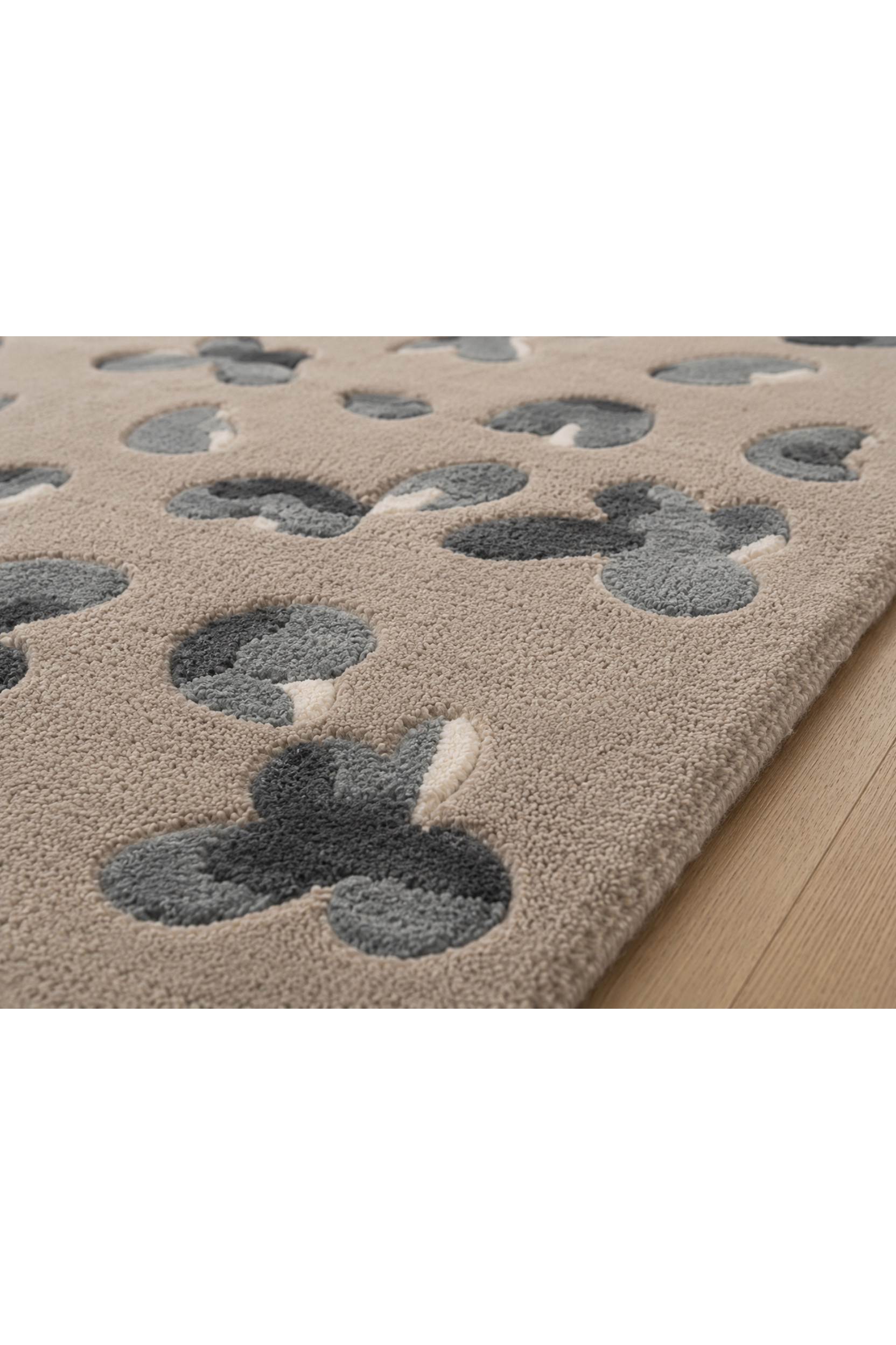 Flutter Veil Rug