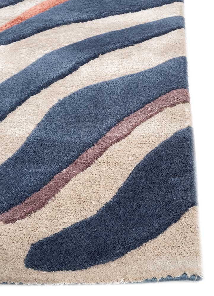 Blue Heaven & Antique White Hand-Tufted Rug