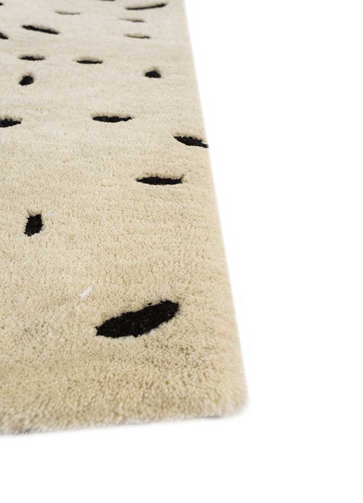 Snow White & Ebony Hand Runner