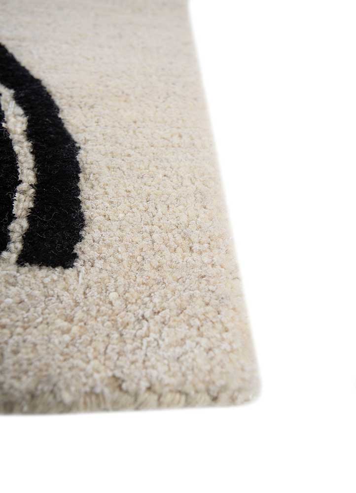 ebony/white  hand tufted Rug