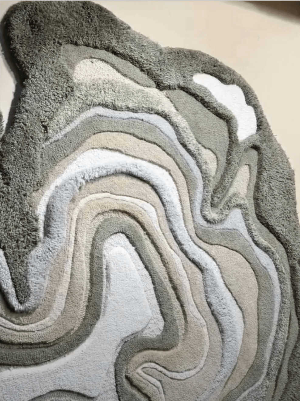 Verdant Waves Rug