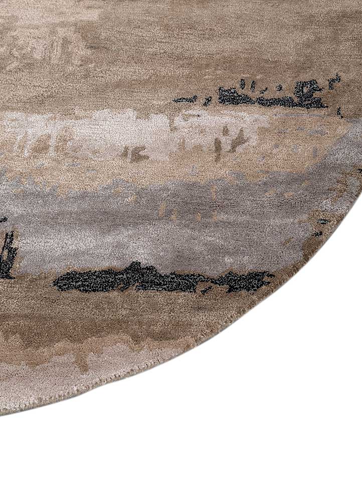 gray/ashwood  tufted Rug