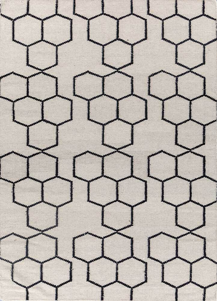 Soft Ivory/Ebony Flat Weaves Rugs