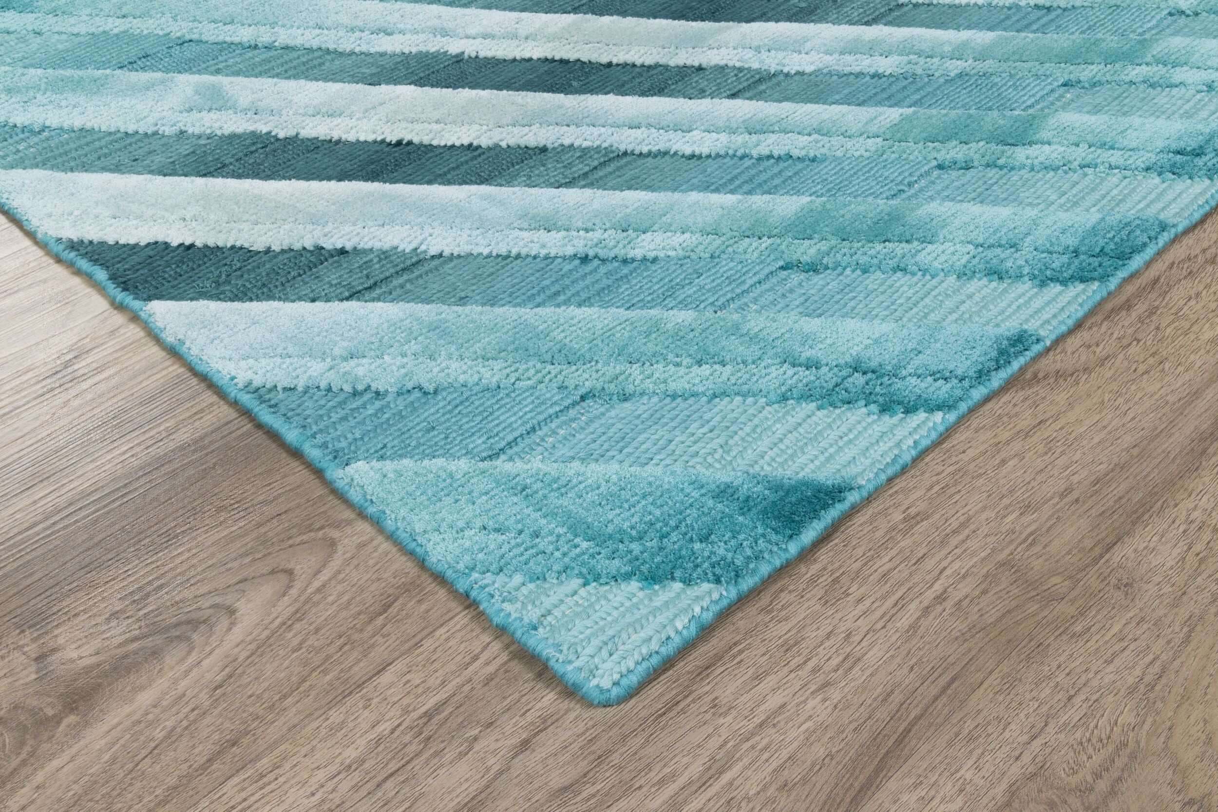 Scratcy Topaz Geometry