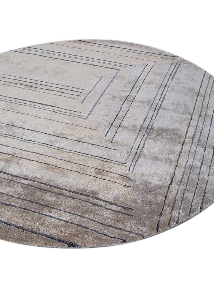 Dark Ivory/Classic Gray Hand Tufted Rugs