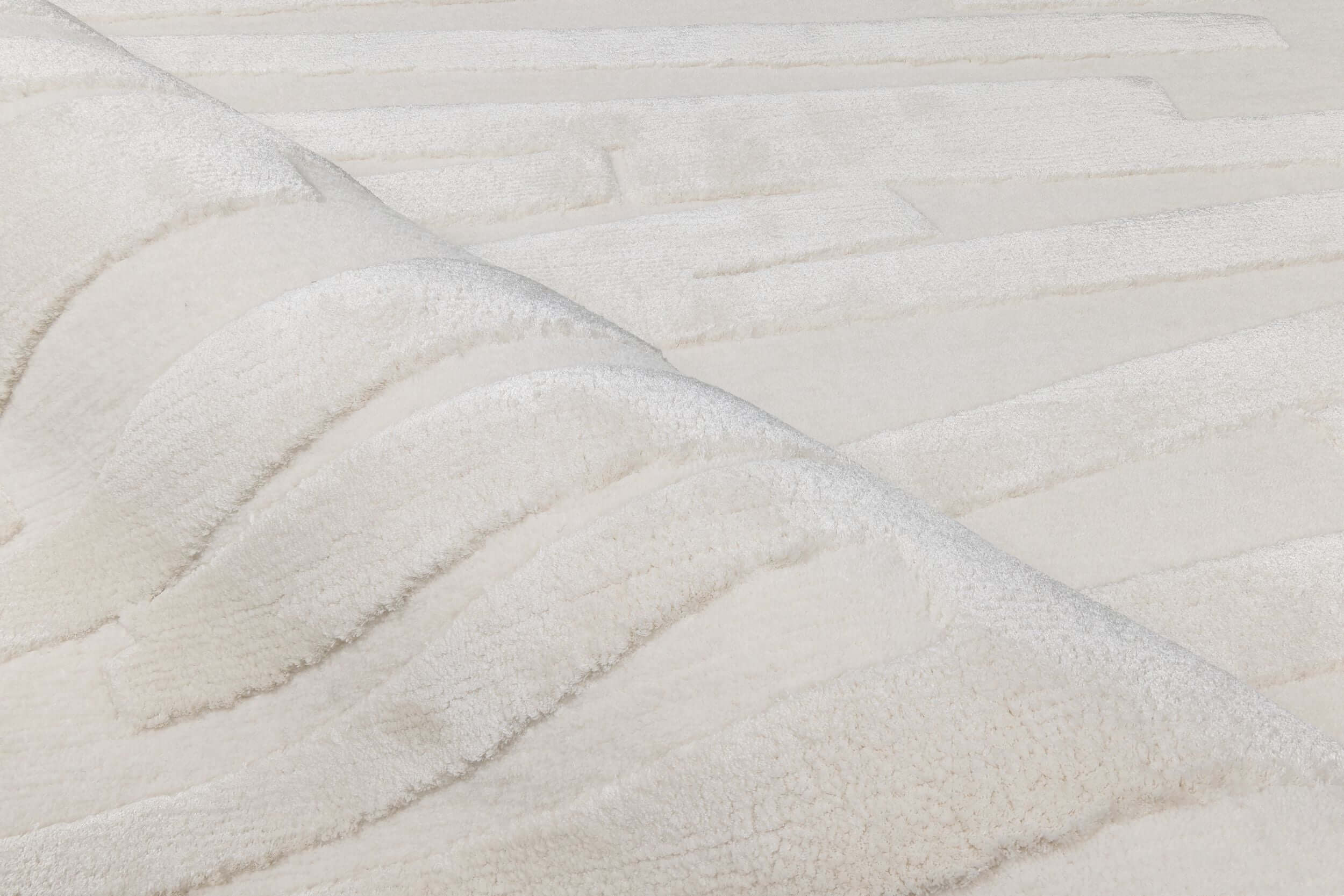 Endie Ivory Geometry