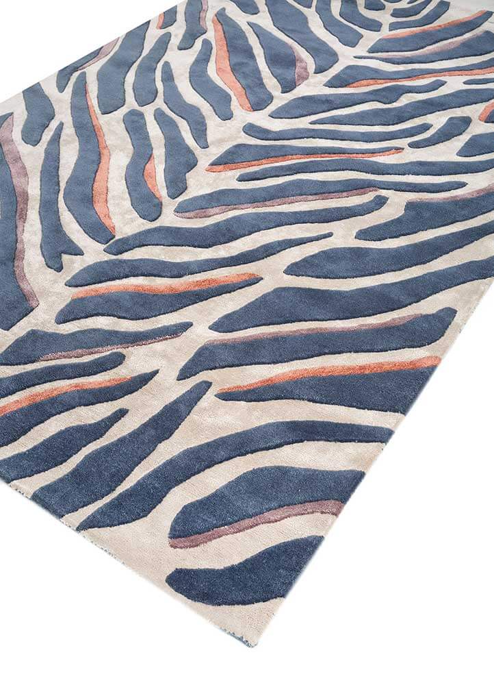 Blue Heaven & Antique White Hand-Tufted Rug