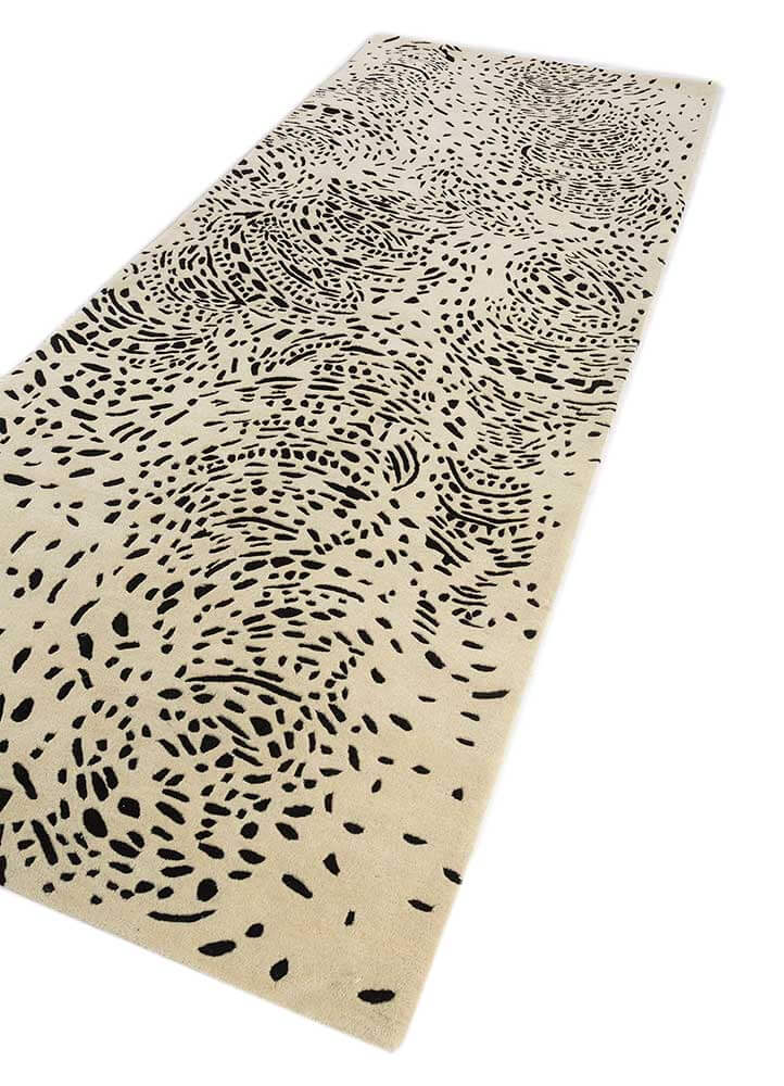 Snow White & Ebony Hand Runner