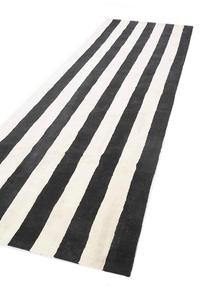 Undyed White & Ebony Hand Runner