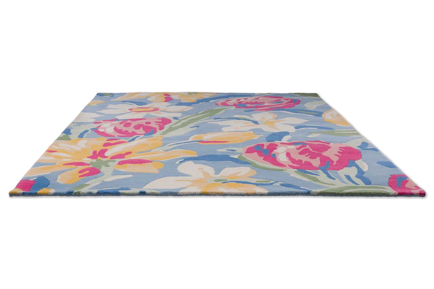 Floral Breeze China Blue Hand-Tufted Rug