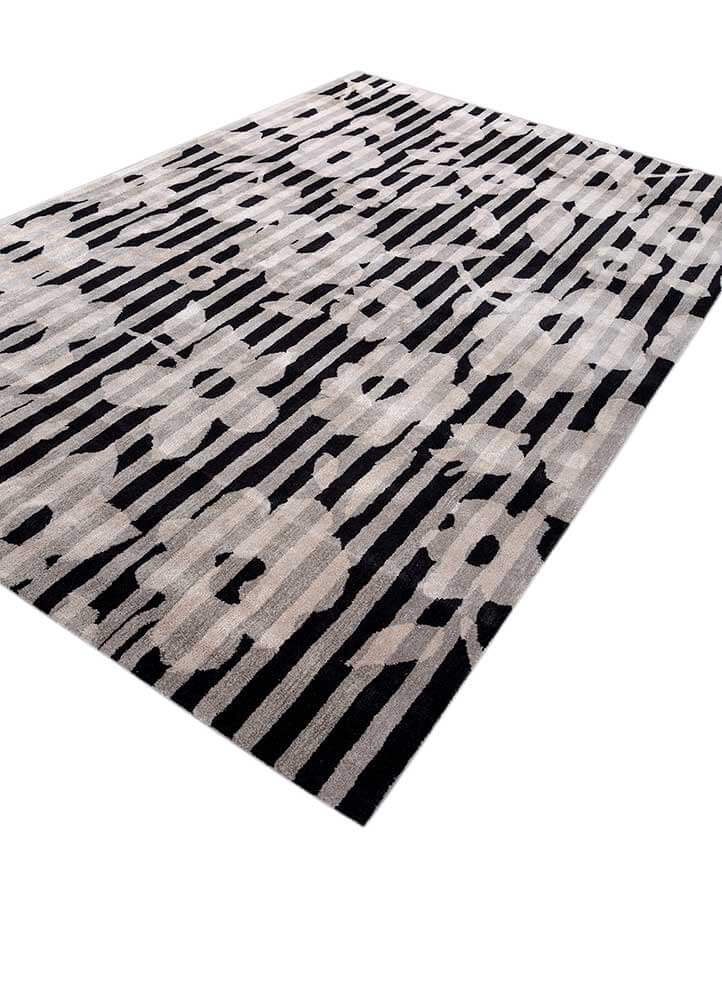 Ebony Floral Hand Tufted Rug
