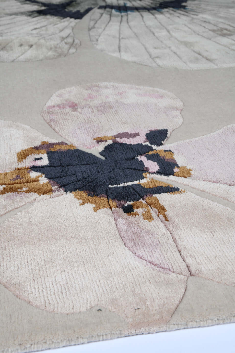 Ewter Floral Rug