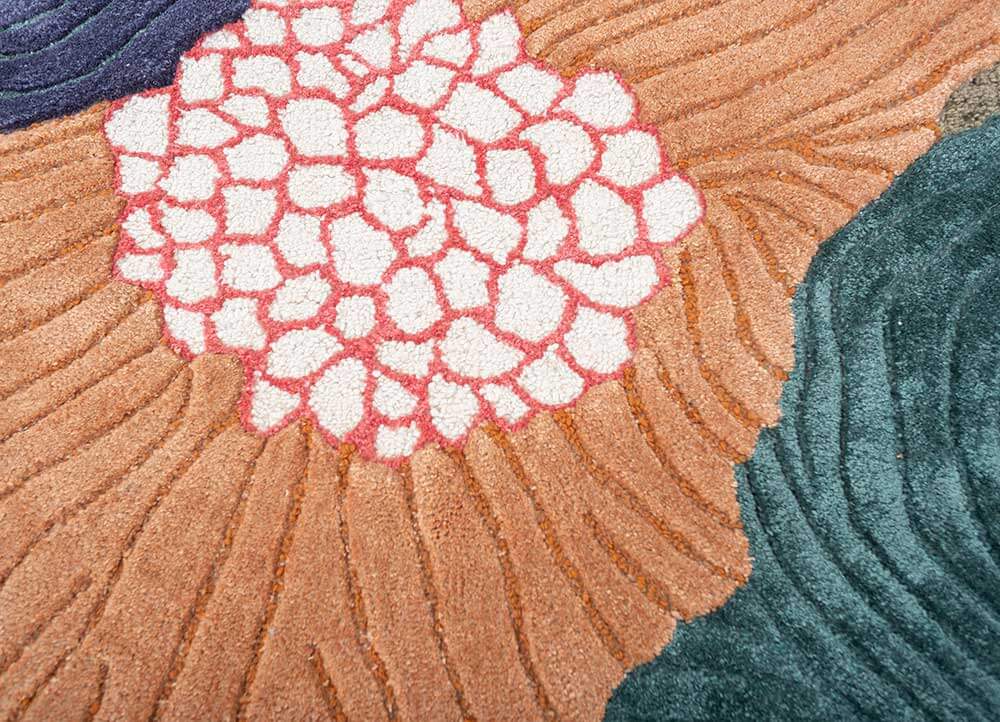 Deco Rose Hand-Tufted Rug