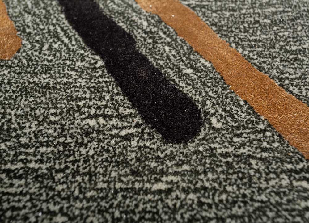 Marble & Dark Amber Gold Abstract Hand-Tufted Rug