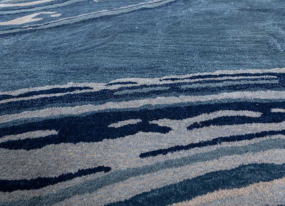 Ocean Blue & Indigo Blue Abstract Hand-Tufted Rug