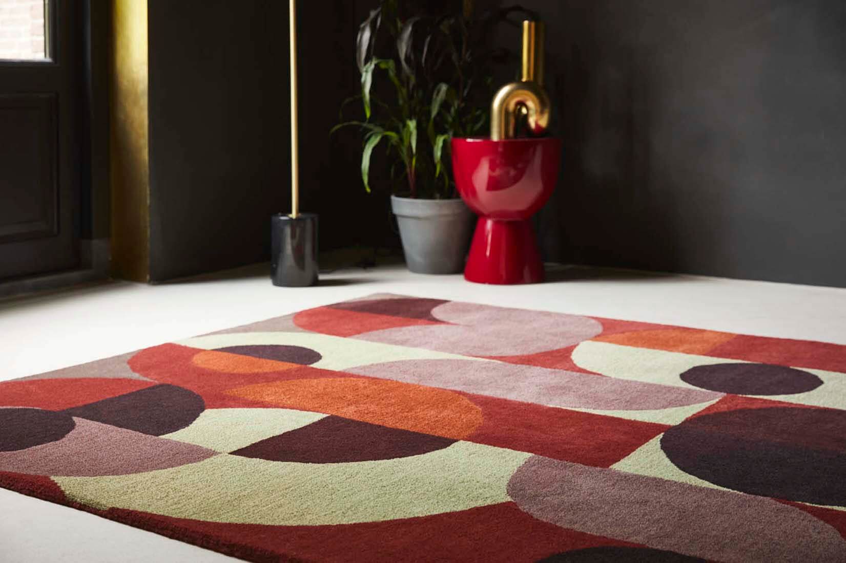 Red Pale Modern Hand-Tufted Rug