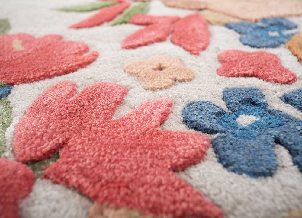 antique Floral Hand Tufted Rug