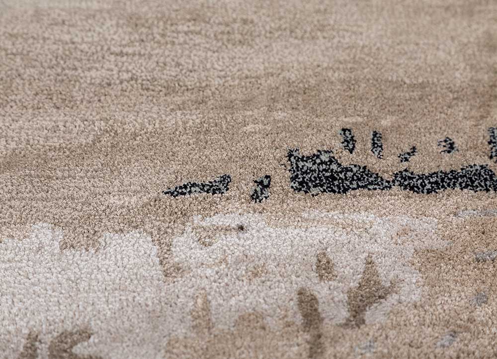 gray/ashwood  tufted Rug