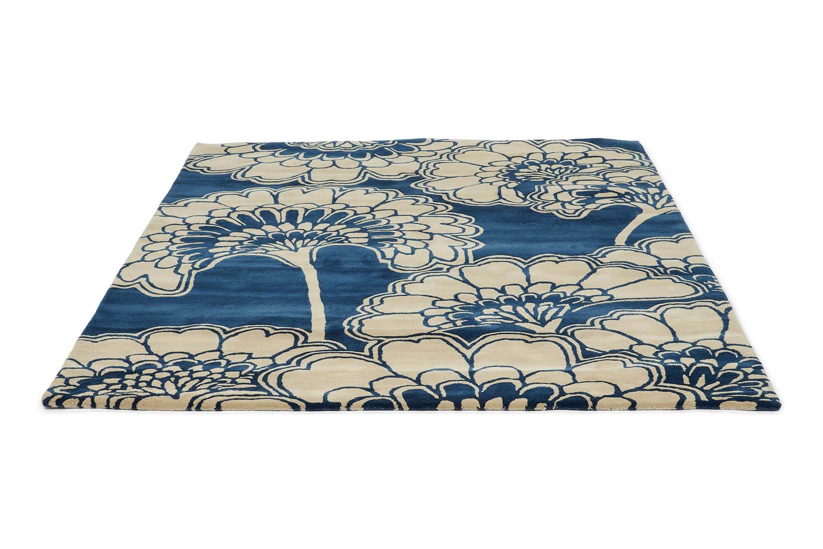 Floral Midnight Hand-Tufted Rug