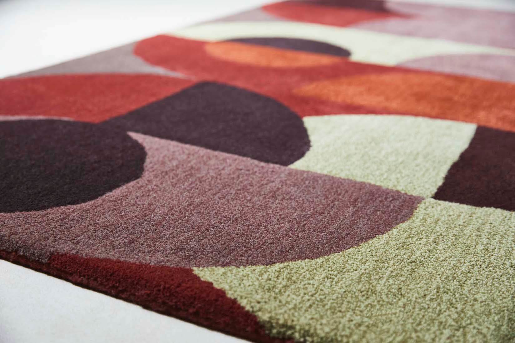 Red Pale Modern Hand-Tufted Rug