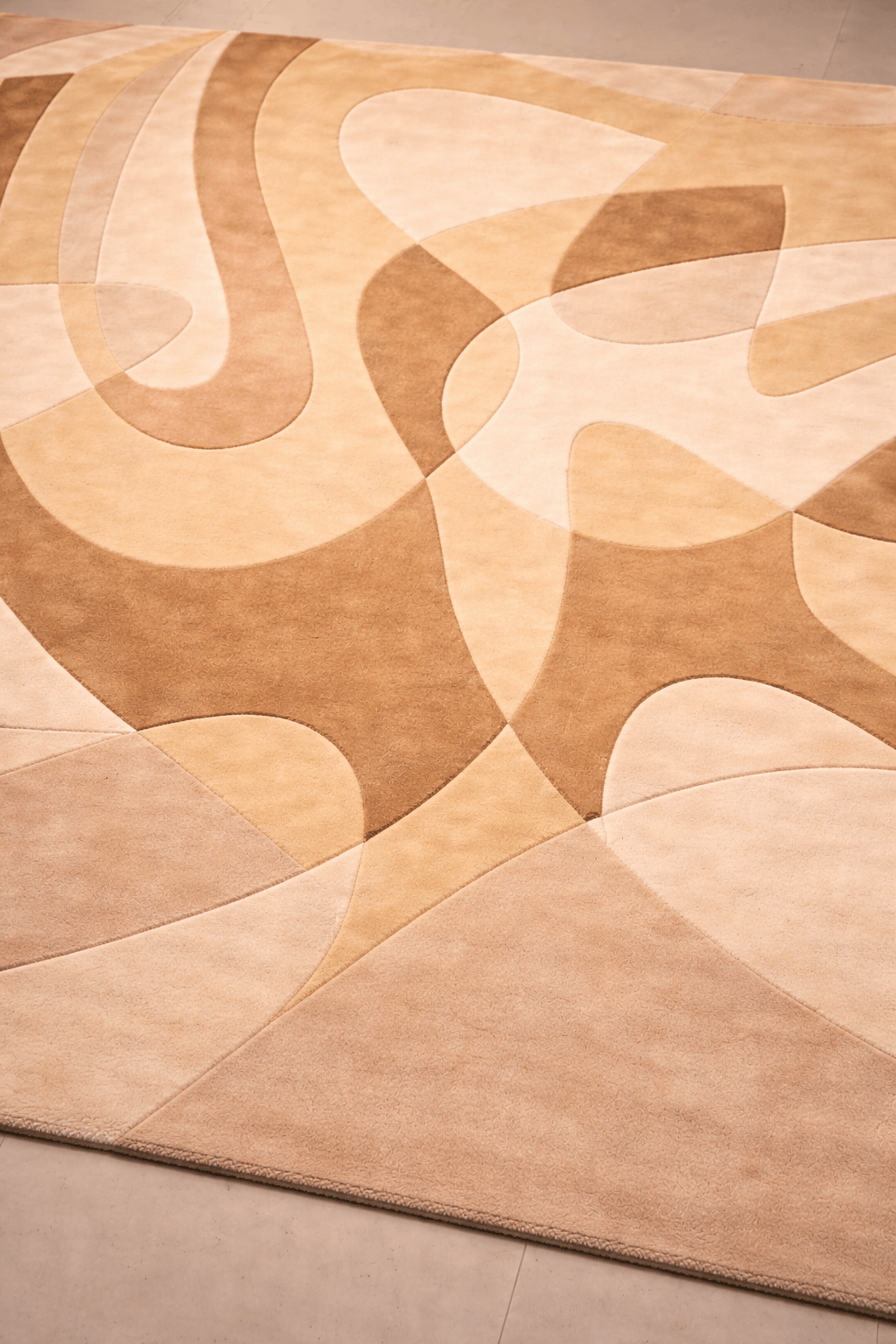 Amber Flow rug showcasing organic shapes in warm amber tones and soft textures, enhancing any living space.