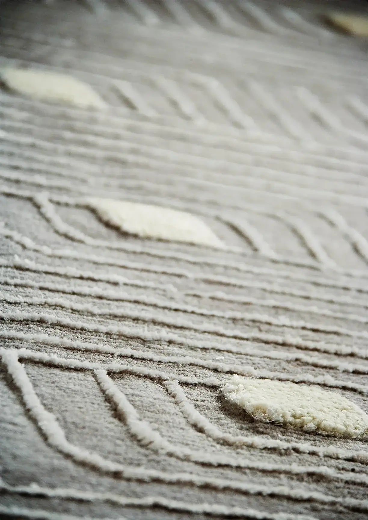 Circuit Flow Hand-Tufted Rug