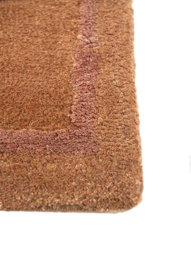 Golden Glow Hand-Tufted Shape Rug