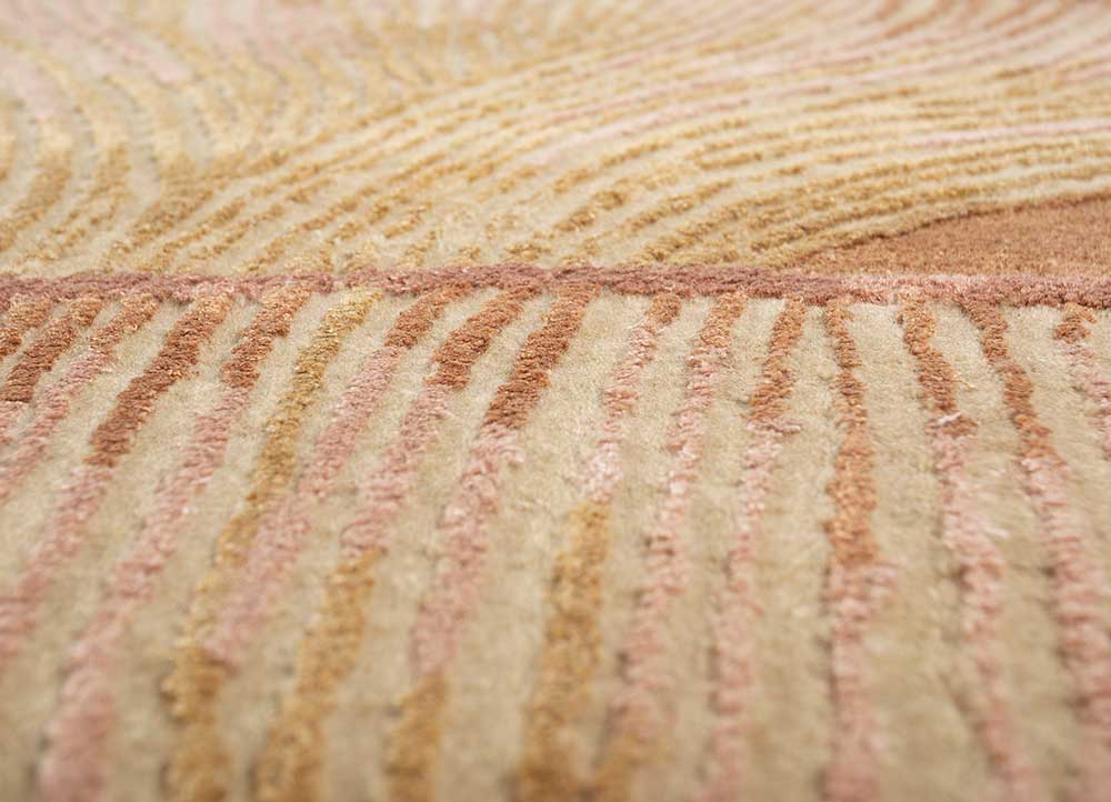 Golden Glow Hand-Tufted Shape Rug