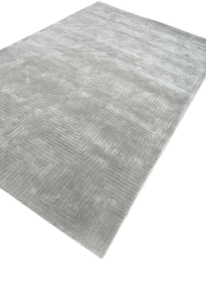 Grey Tranquil Hand-Tufted Rug