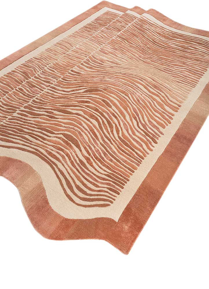 Antique White/Light Coral Hand Tufted Rug