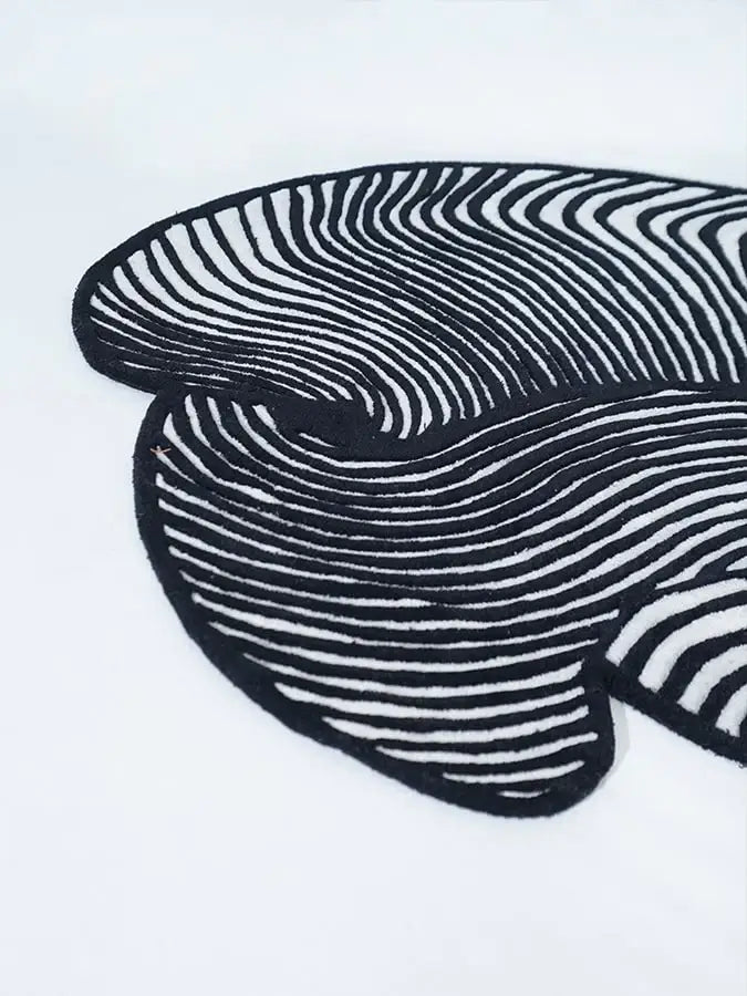 Azure Forme – Hand-Tufted Wool Rug