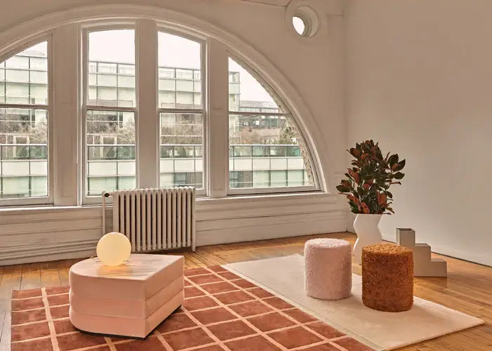 Red Stone Hand-Tufted Rug