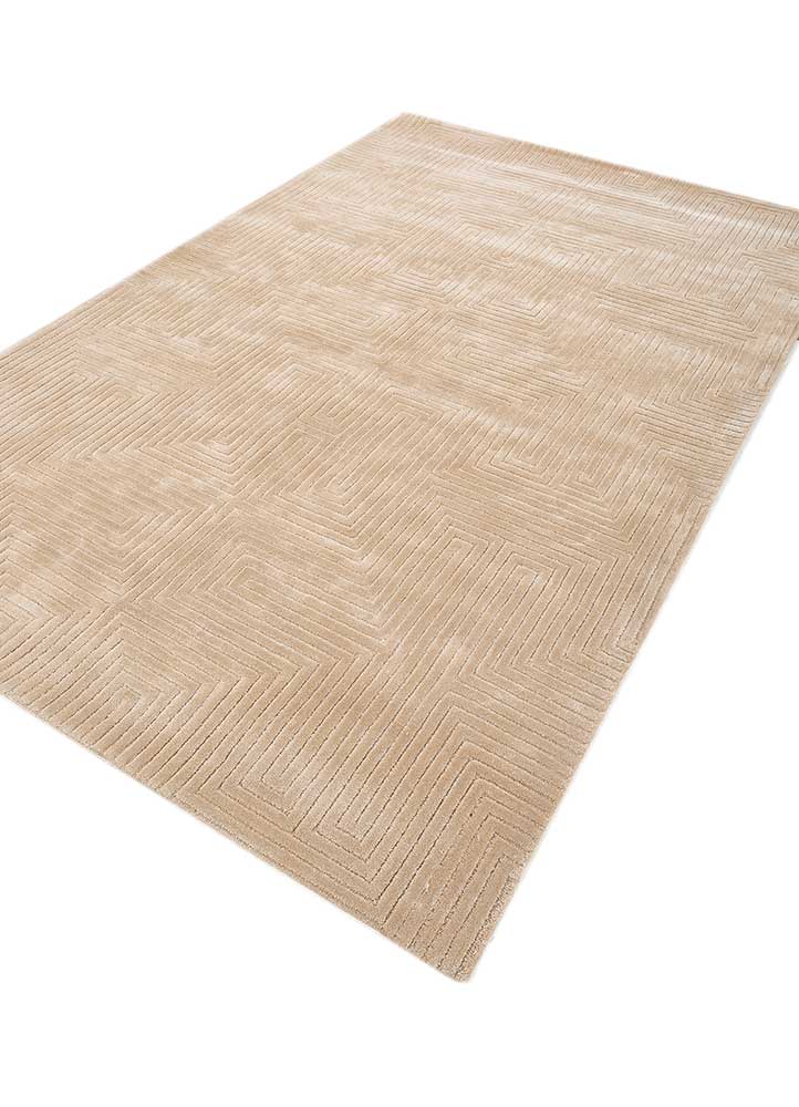 Tan Serenity Hand-Tufted Rug