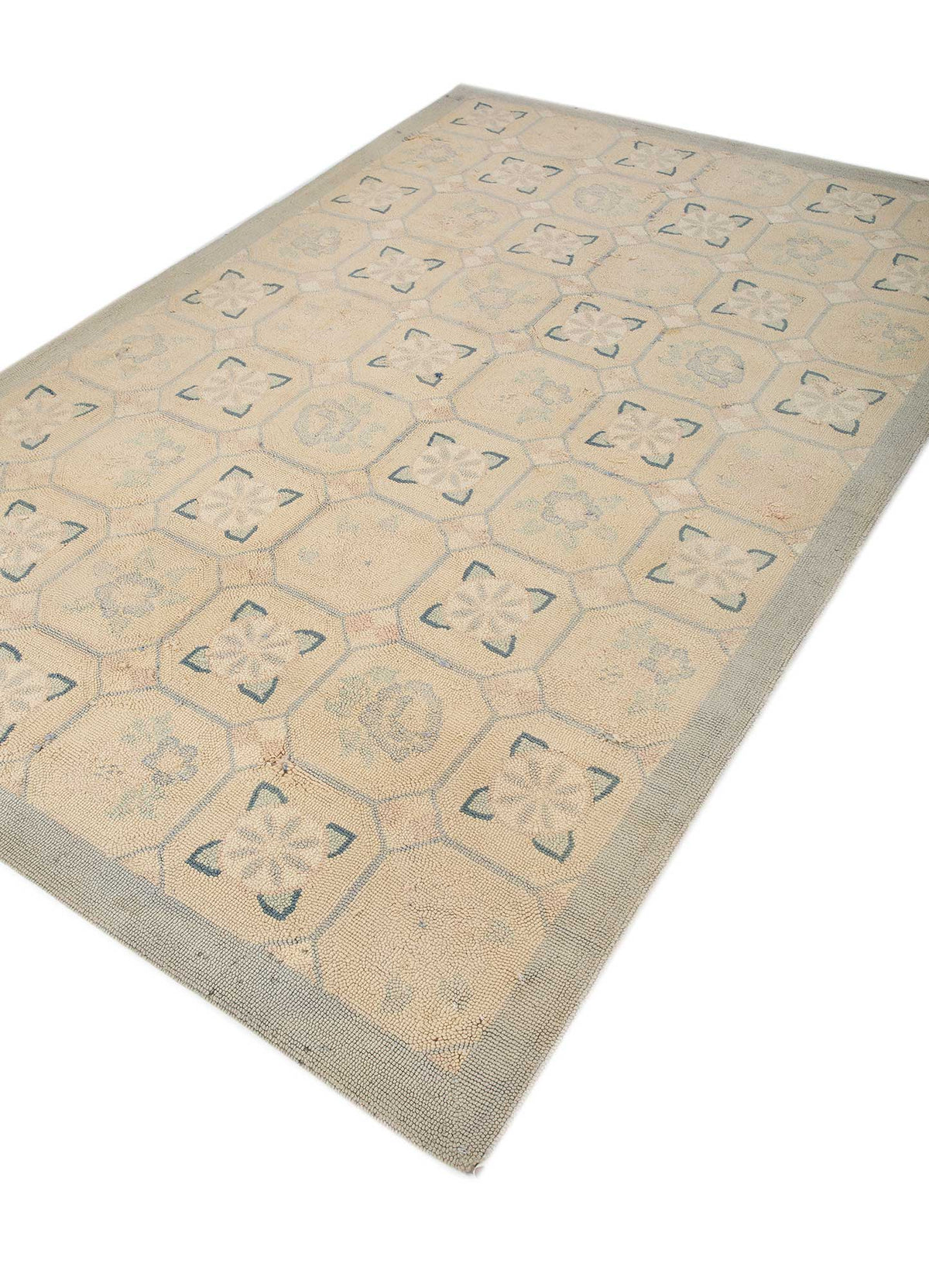 Loop Trellis Rug