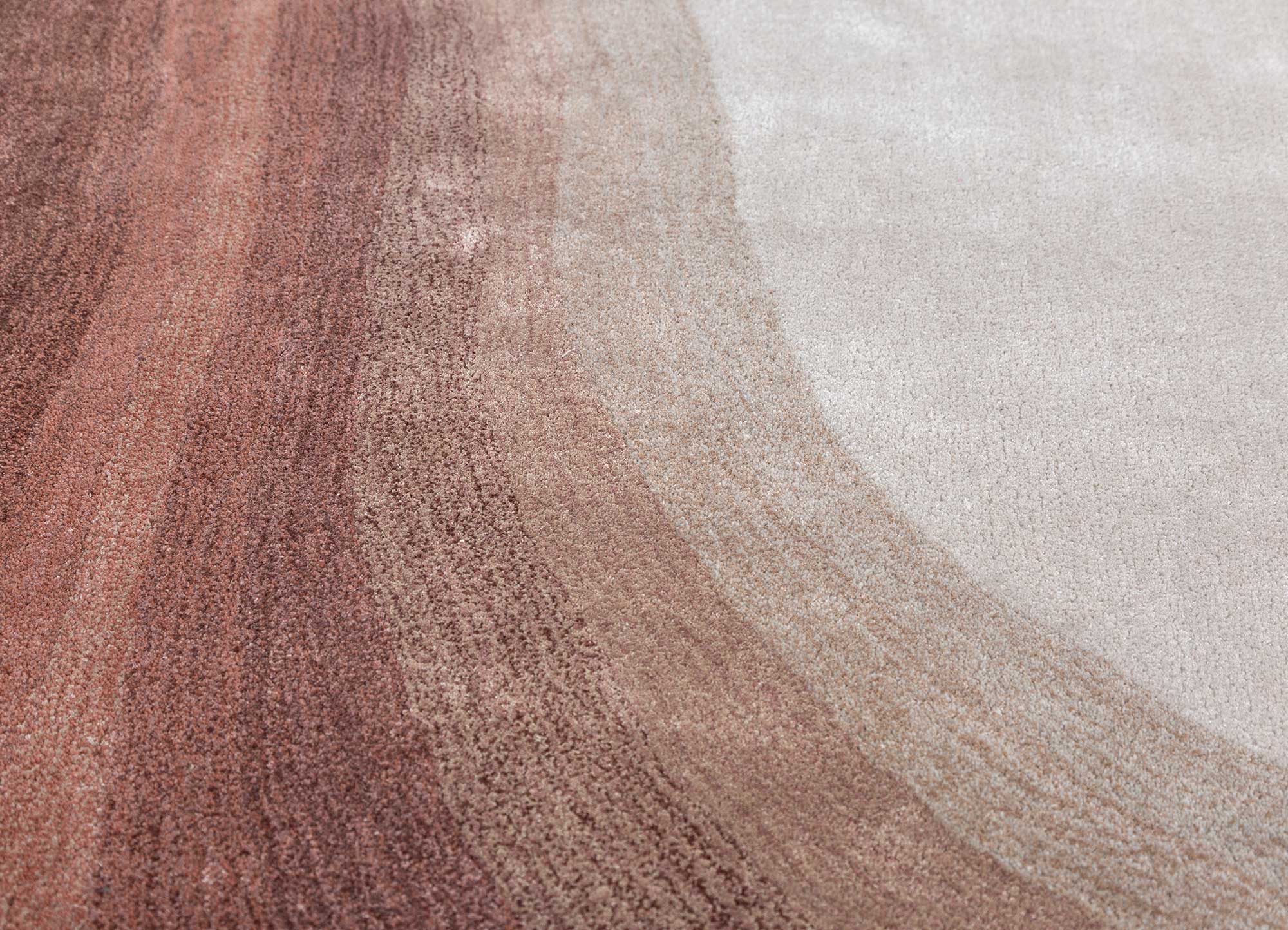 Auburn Drift Hand-Tufted Rug