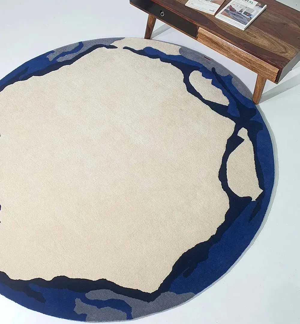Midnight Shores – Abstract Round Rug