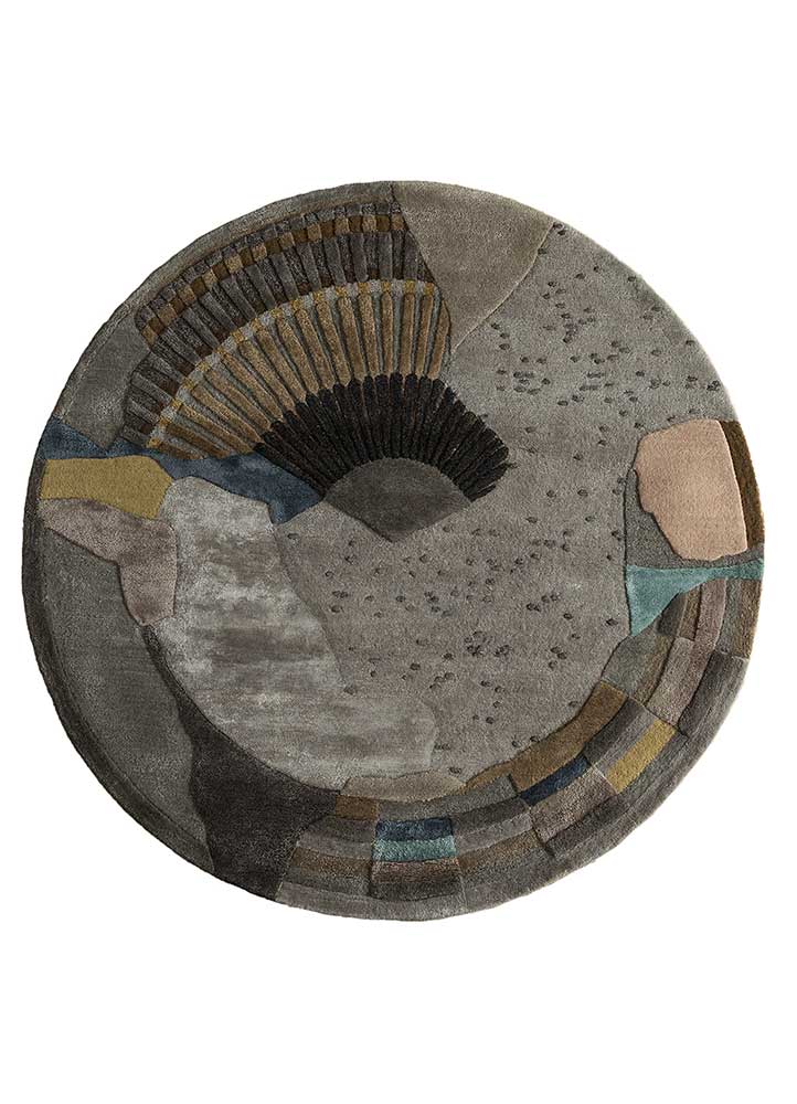 Nickel/Medium Brown Hand Tufted Rugs