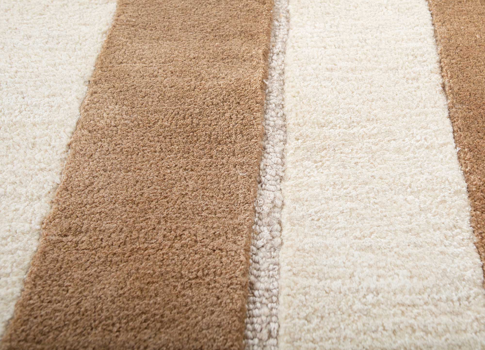 Peach Ivory Hand-Tufted Rug