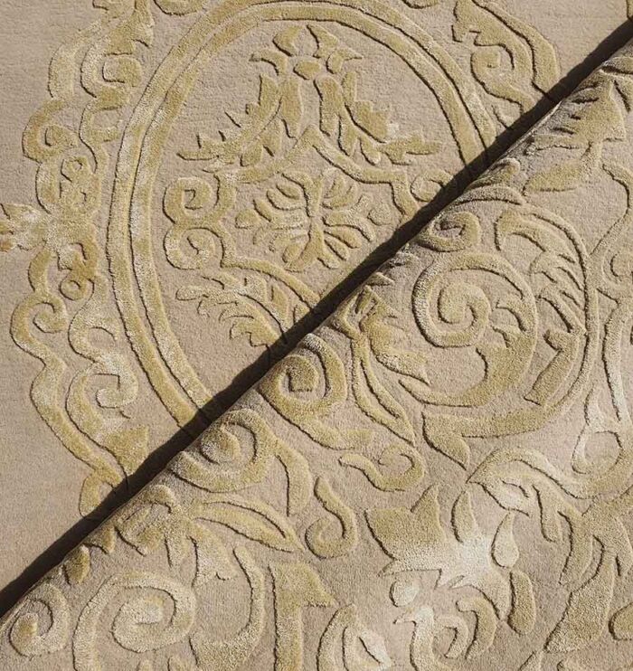 Golden Crest Hand-Tufted Rug