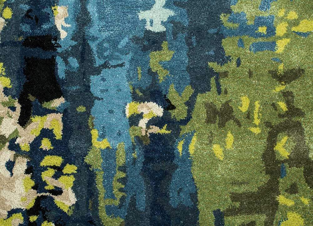Ensign Blue & Wasabi Abstract Hand-Tufted Rug