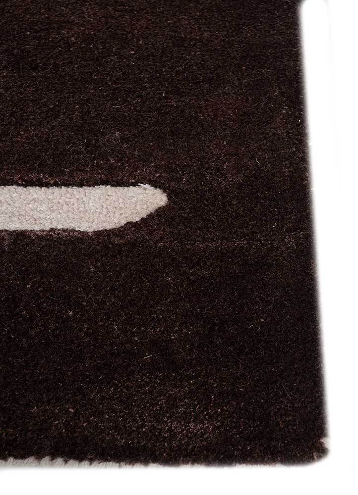 white/light mahogany hand tufted Rug